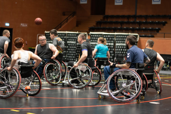 Camp parasportowy – koszykówka na wózkach